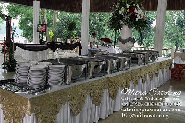 dekorasi buffet wedding di rumah